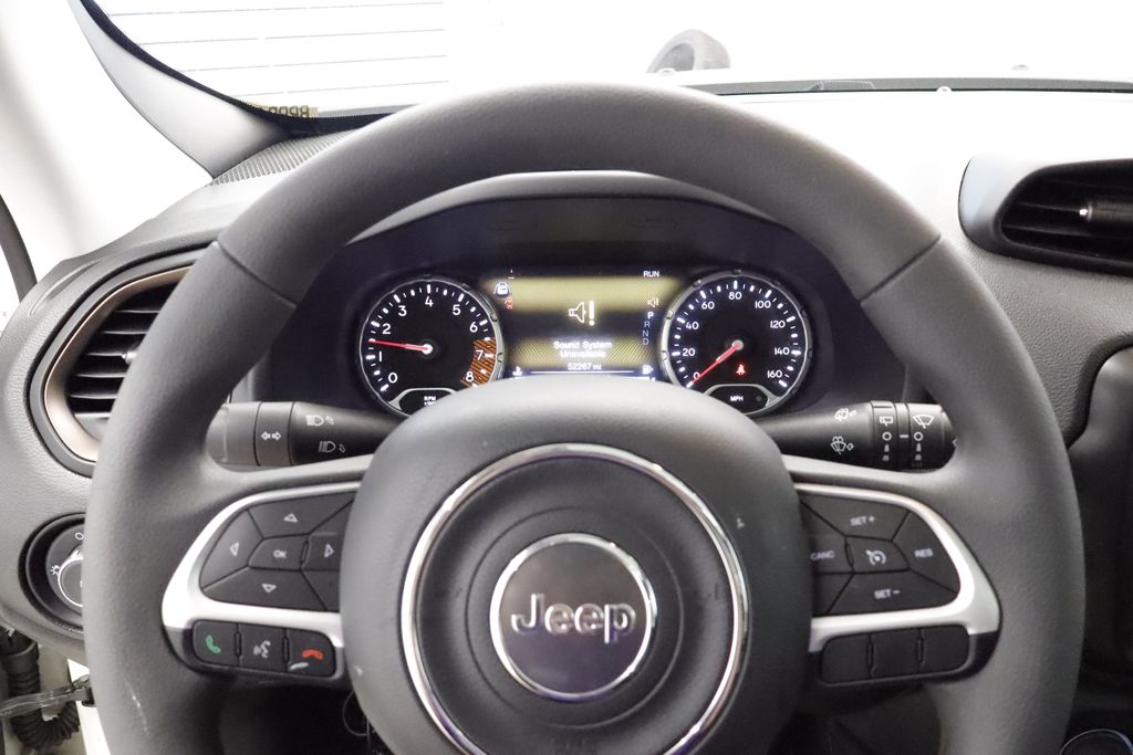 Thumbnail: 2023 Jeep Renegade - 29
