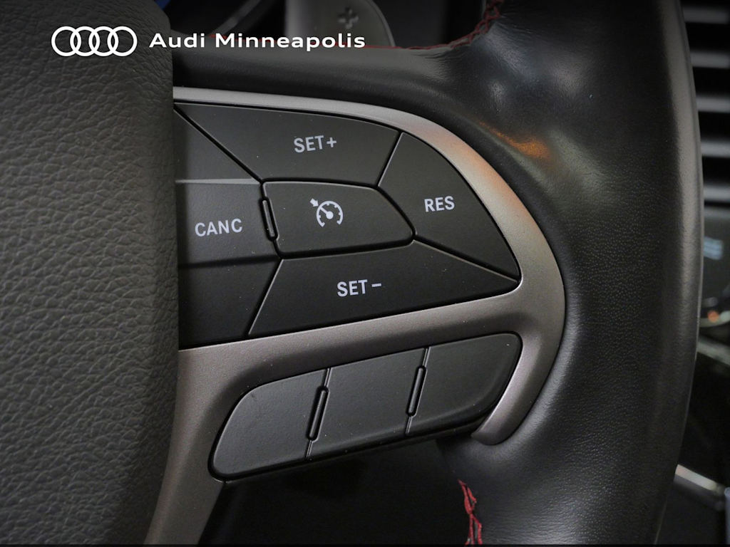 Thumbnail: 2021 Jeep Grand Cherokee - 21