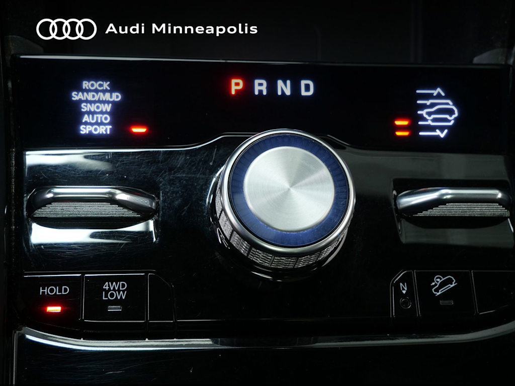 Thumbnail: 2022 Jeep Grand Cherokee - 8