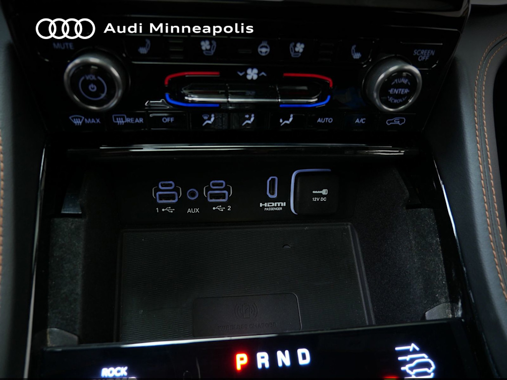 Thumbnail: 2022 Jeep Grand Cherokee - 18