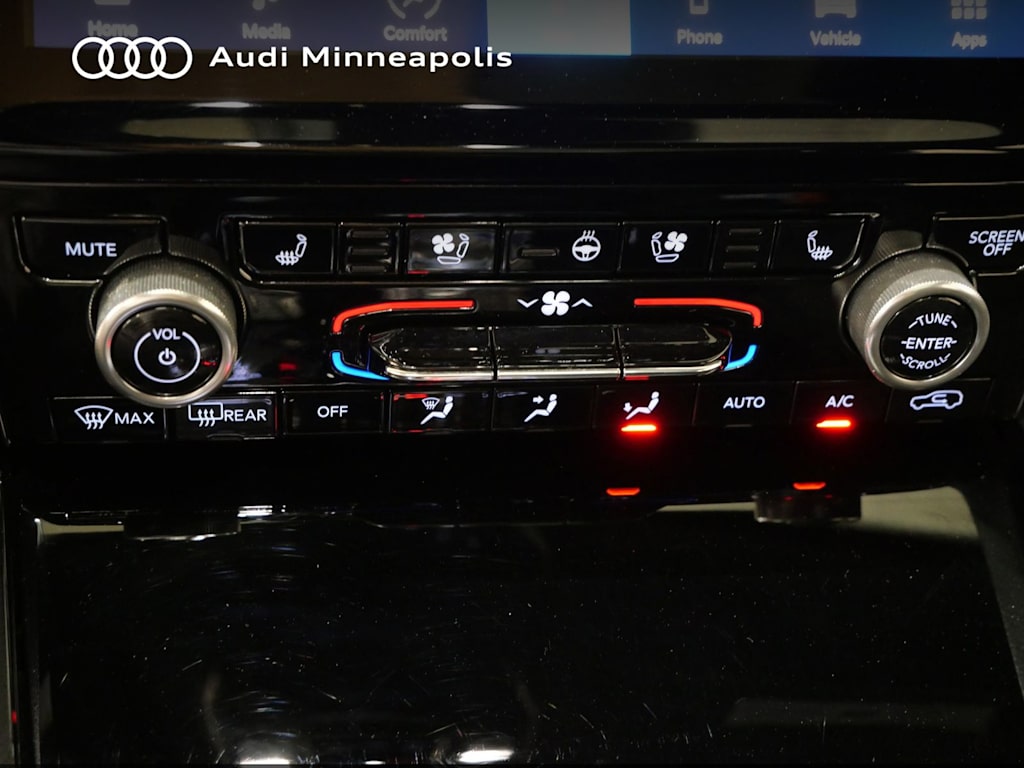 Thumbnail: 2021 Jeep Grand Cherokee L - 24