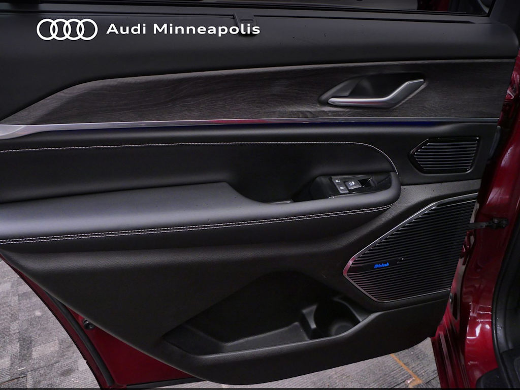 Thumbnail: 2021 Jeep Grand Cherokee L - 17
