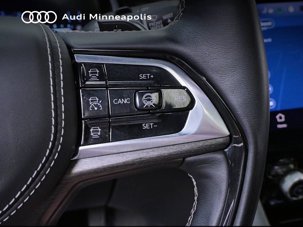 Thumbnail: 2021 Jeep Grand Cherokee L - 22