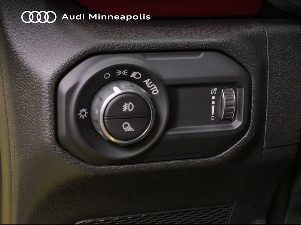 Thumbnail: 2023 Jeep Gladiator - 19