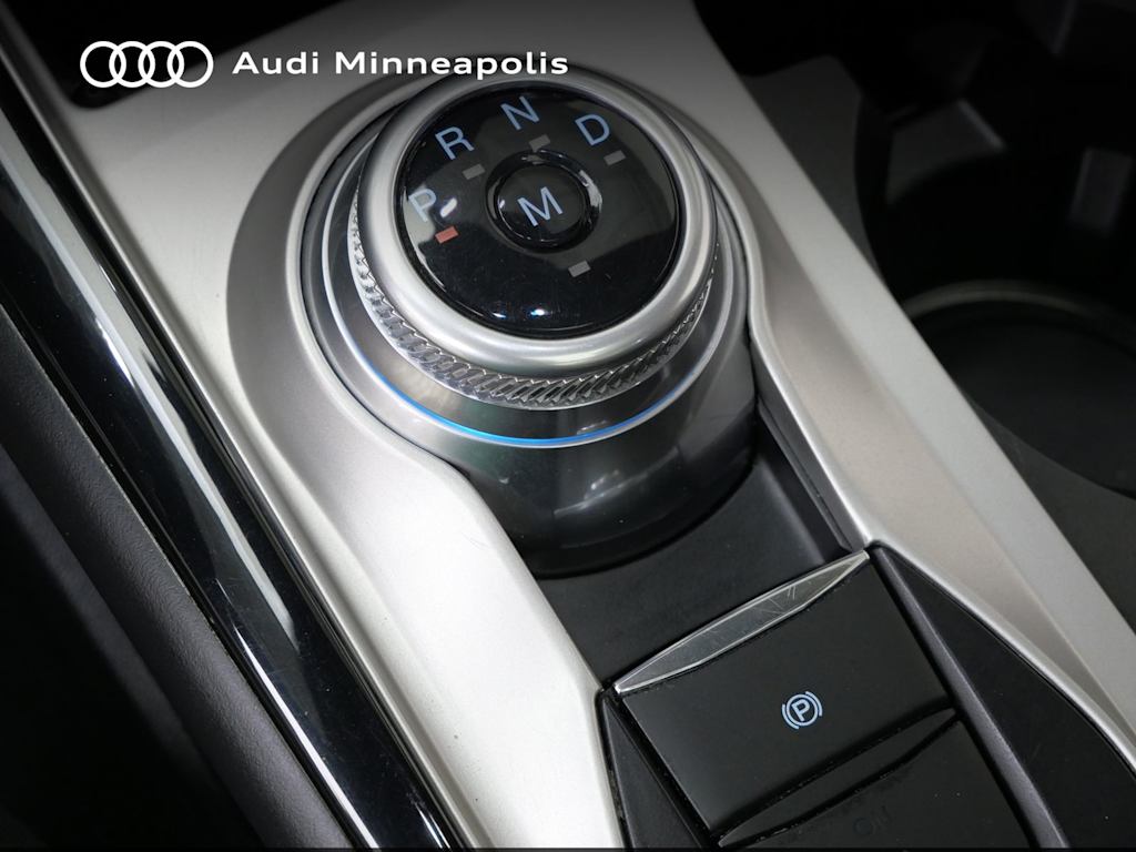 Thumbnail: 2021 Ford Explorer - 25