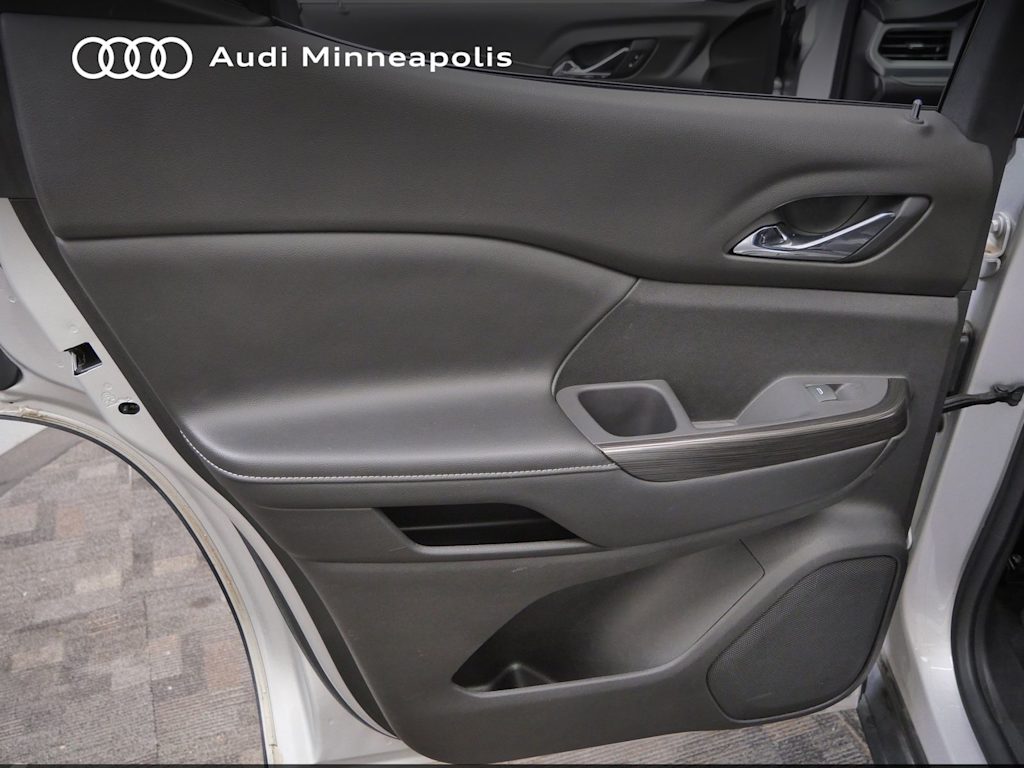Thumbnail: 2020 GMC Acadia - 17