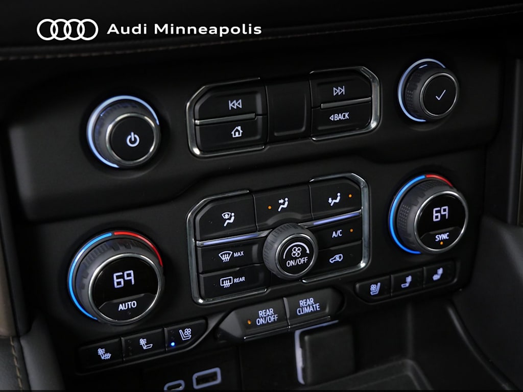 Thumbnail: 2022 Chevrolet Tahoe - 23