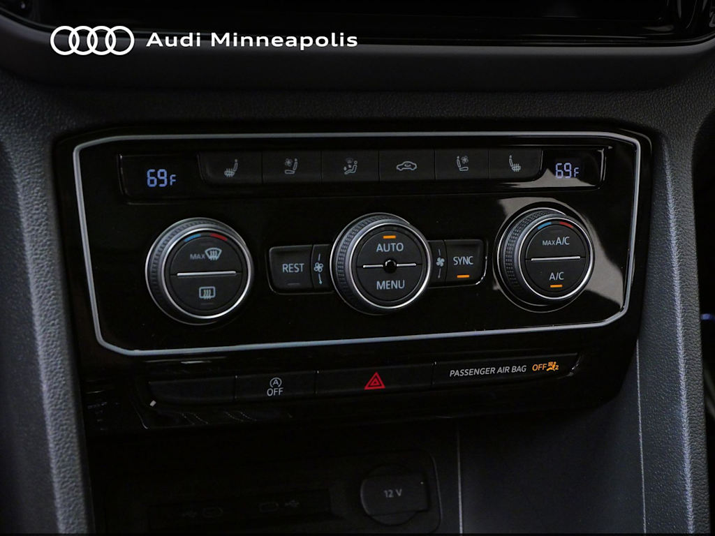 Thumbnail: 2023 Volkswagen Atlas - 23