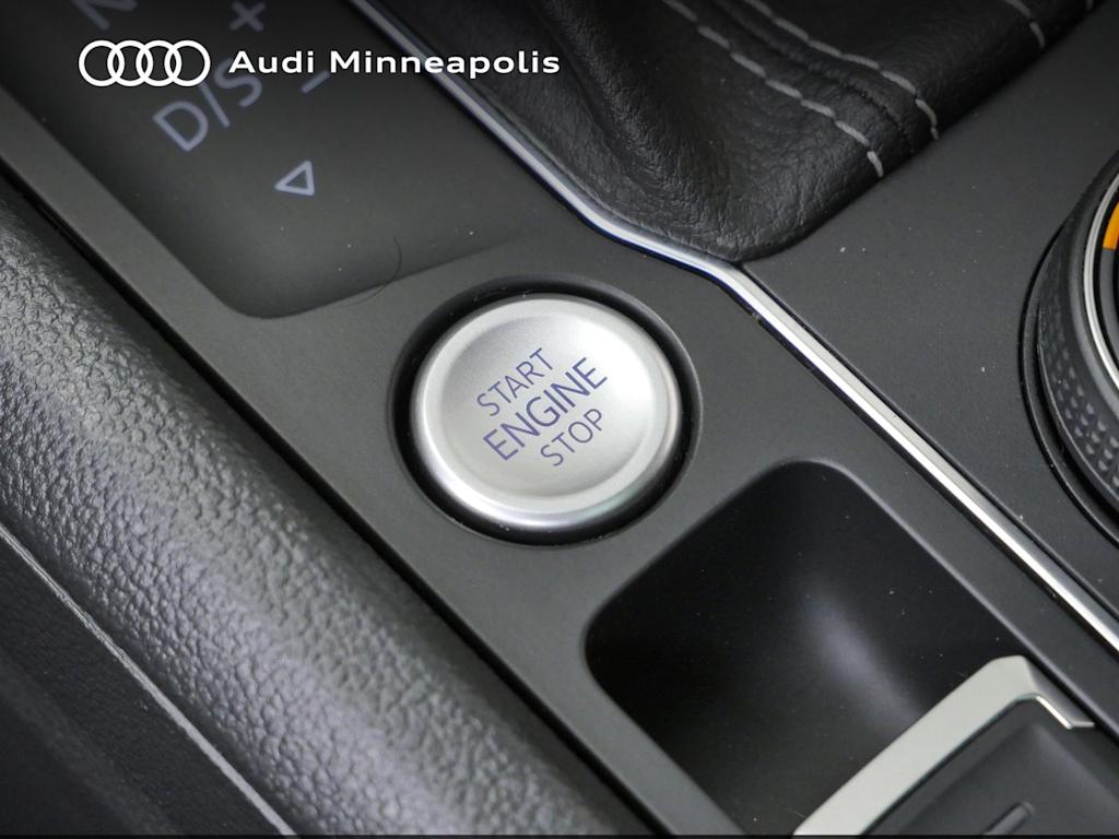 Thumbnail: 2023 Volkswagen Atlas - 24