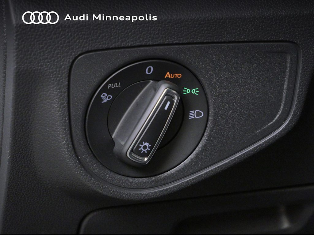 Thumbnail: 2023 Volkswagen Atlas - 20