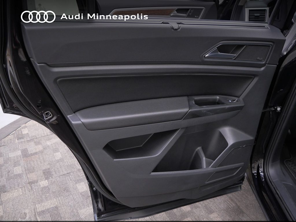 Thumbnail: 2019 Volkswagen Atlas - 16