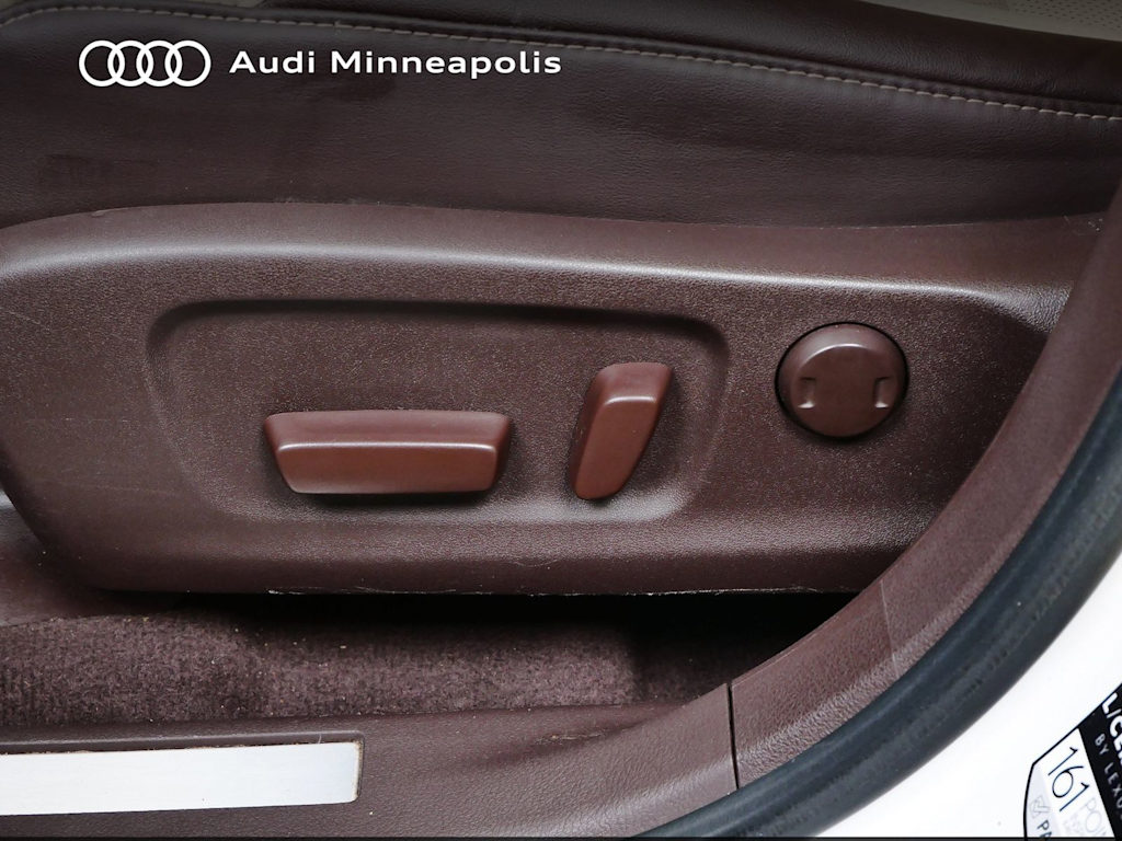 Thumbnail: 2016 Lexus RX - 17