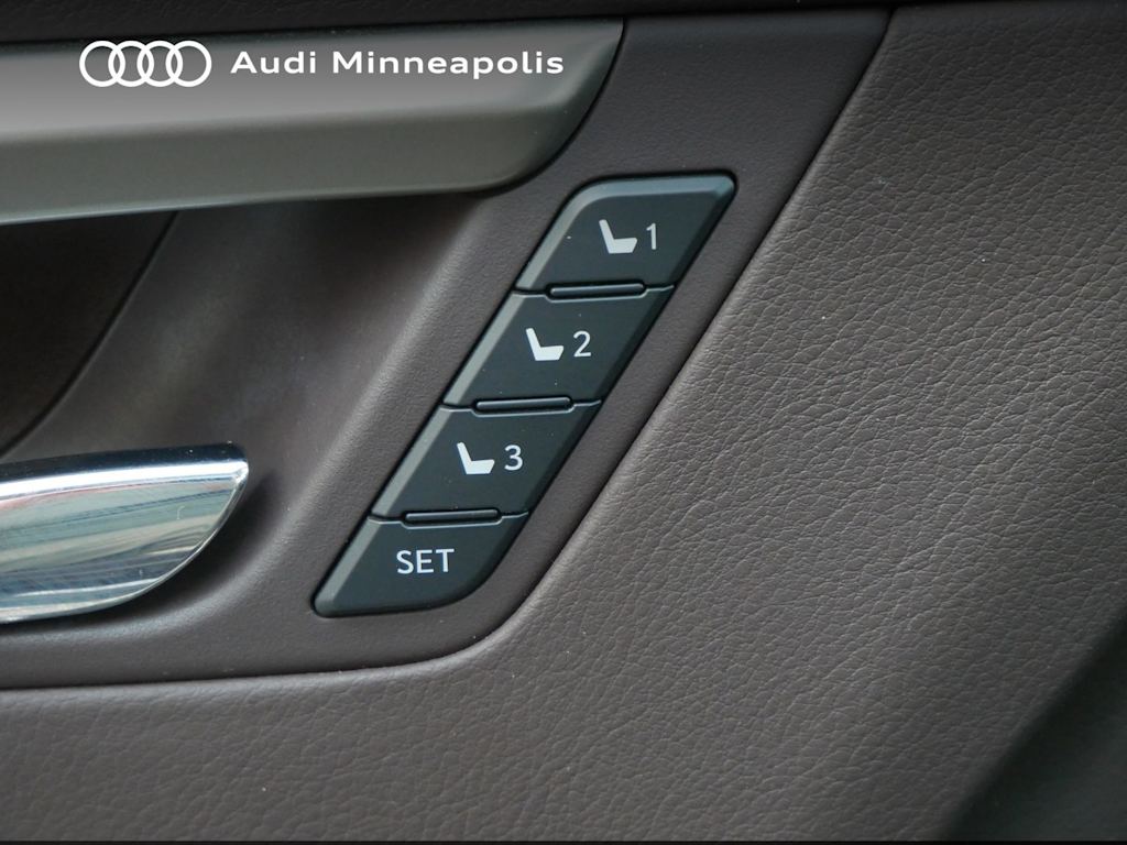 Thumbnail: 2016 Lexus RX - 19