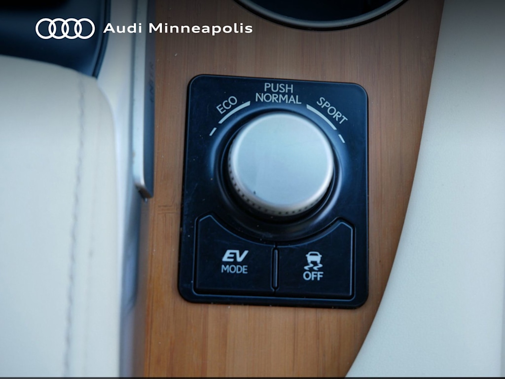 Thumbnail: 2016 Lexus RX - 23