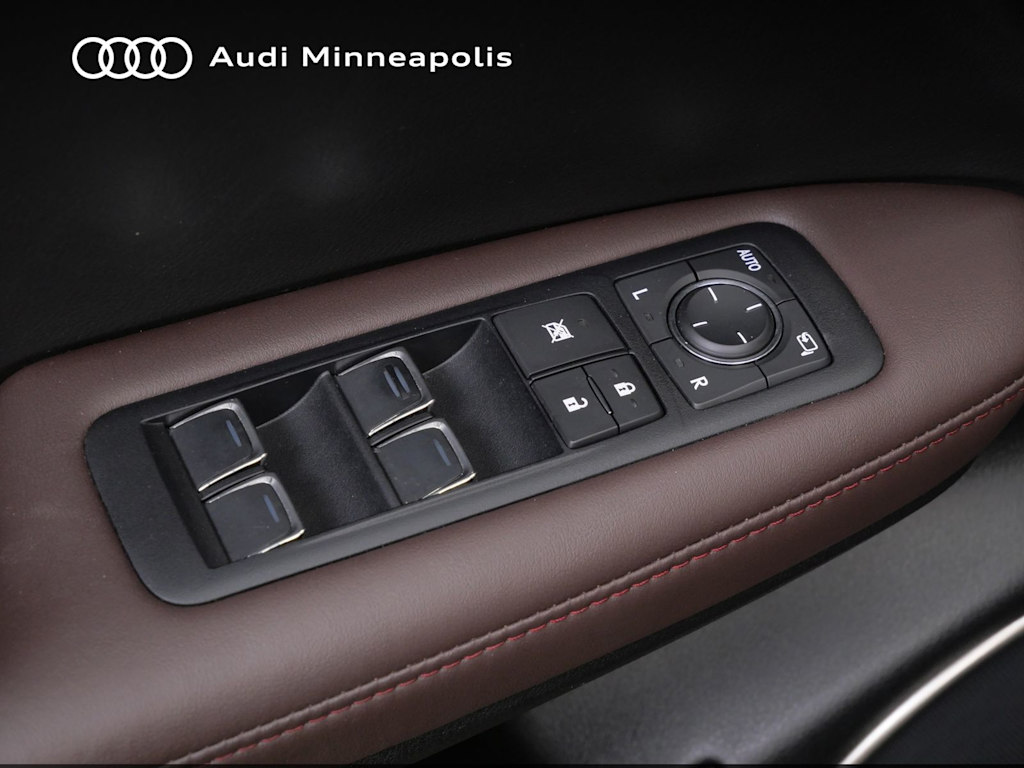 Thumbnail: 2016 Lexus RX - 19