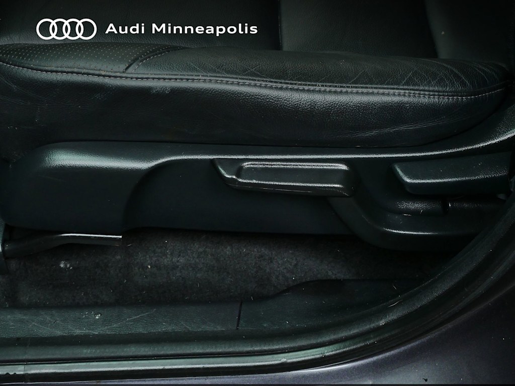 Thumbnail: 2016 Honda HR-V - 16