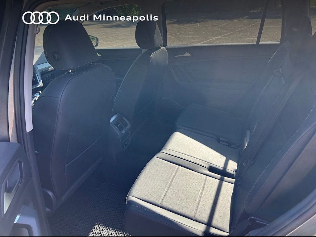 Thumbnail: 2019 Volkswagen Tiguan - 11