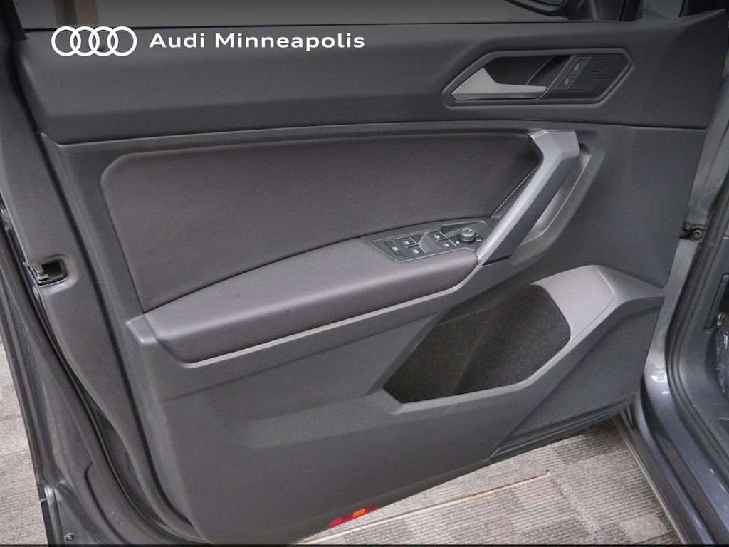 Thumbnail: 2019 Volkswagen Tiguan - 15