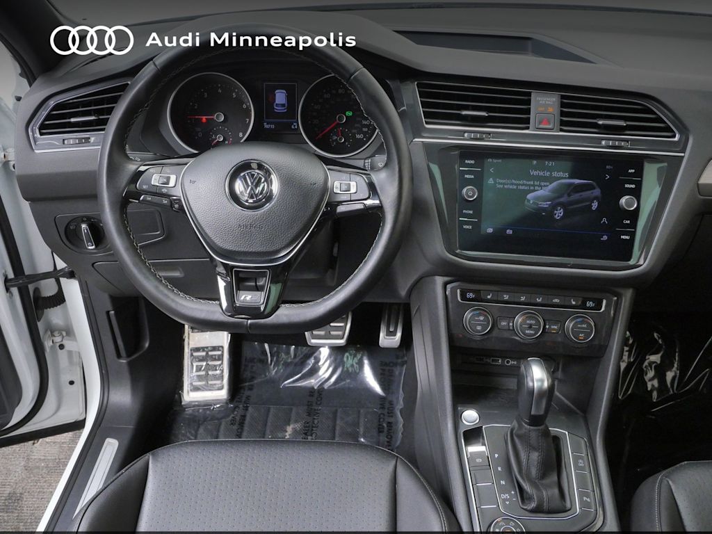 Thumbnail: 2020 Volkswagen Tiguan - 2