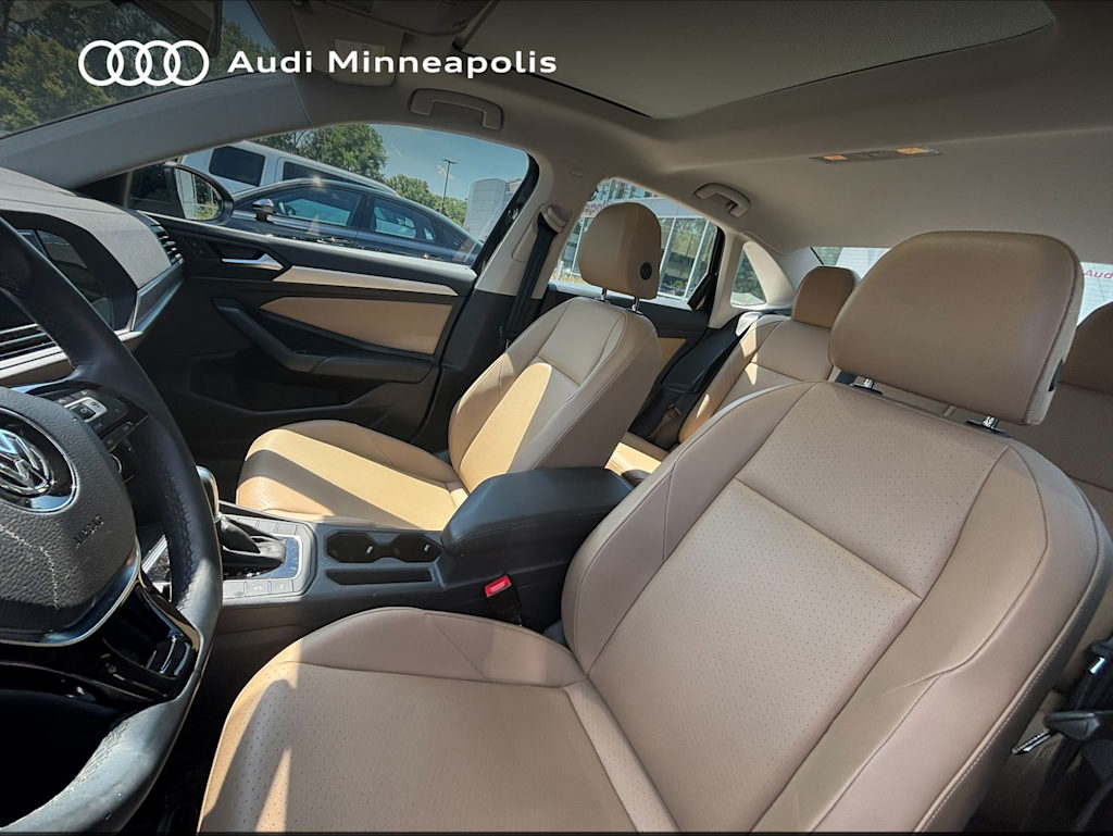 Thumbnail: 2019 Volkswagen Jetta - 7