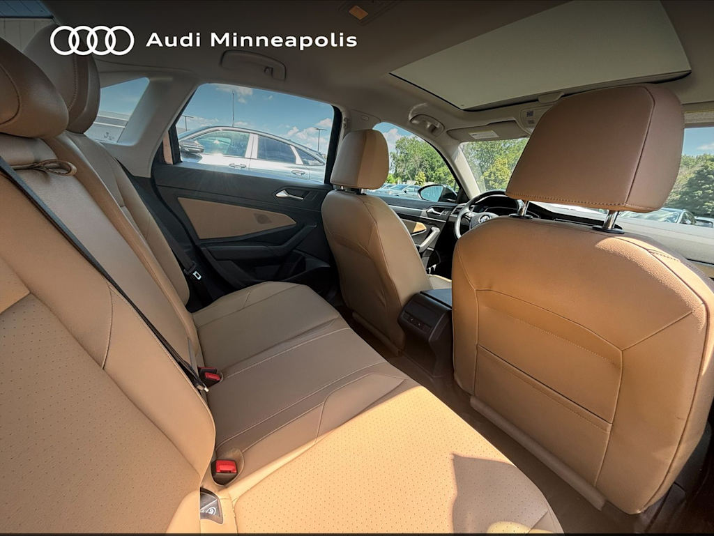 Thumbnail: 2019 Volkswagen Jetta - 14