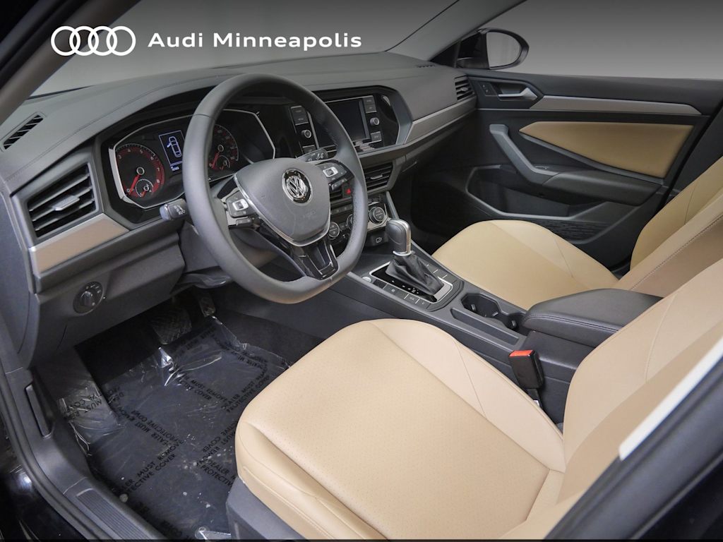 Thumbnail: 2019 Volkswagen Jetta - 2