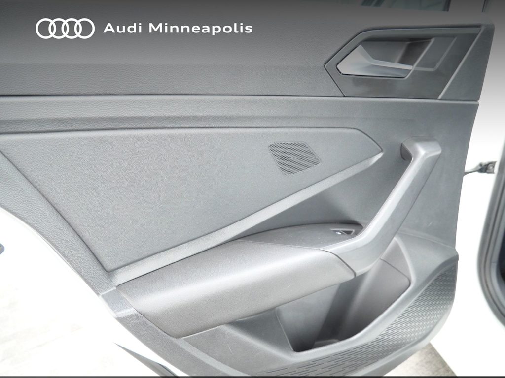 Thumbnail: 2021 Volkswagen Jetta - 16