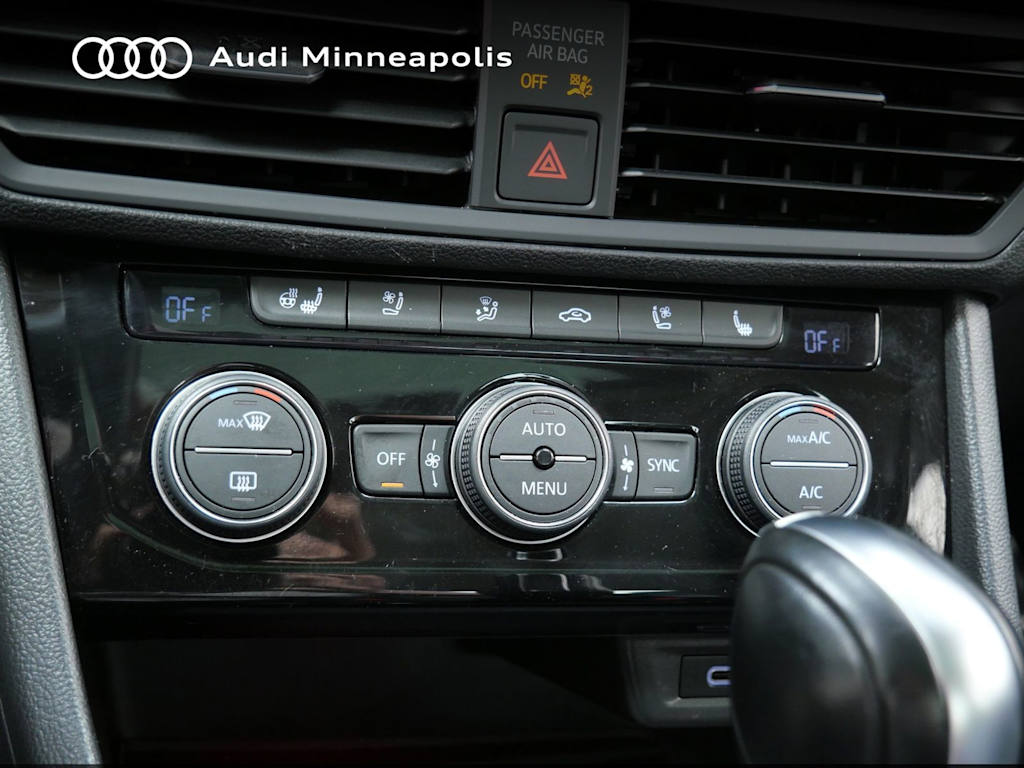Thumbnail: 2021 Volkswagen Jetta - 19