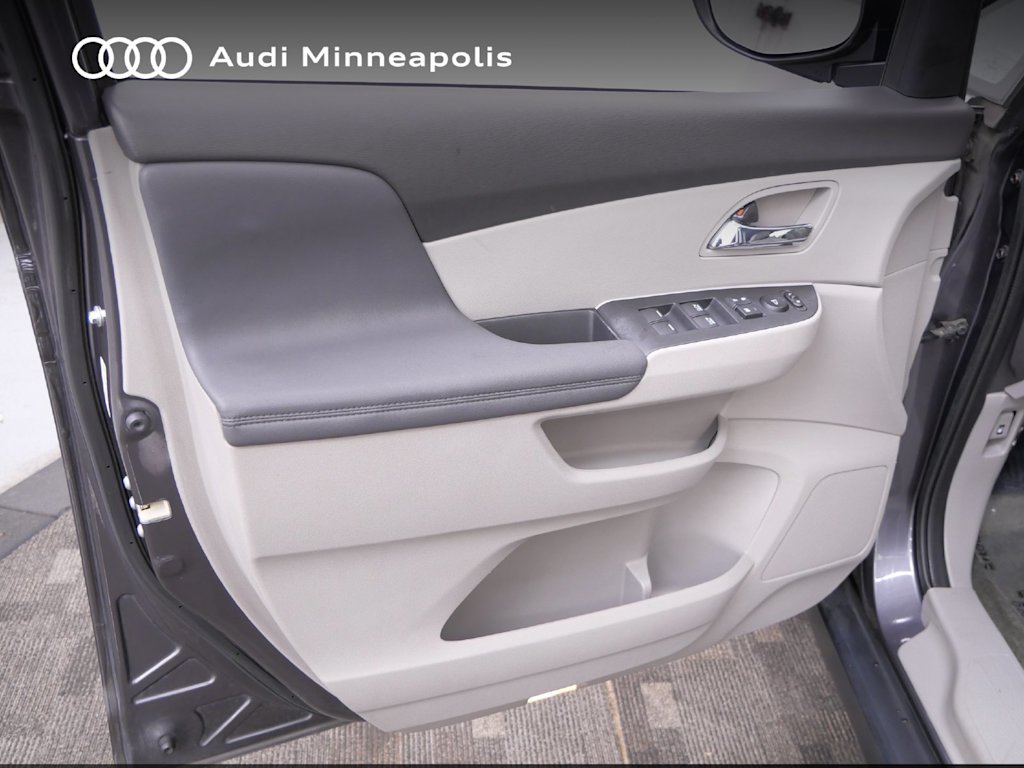 Thumbnail: 2016 Honda Odyssey - 14
