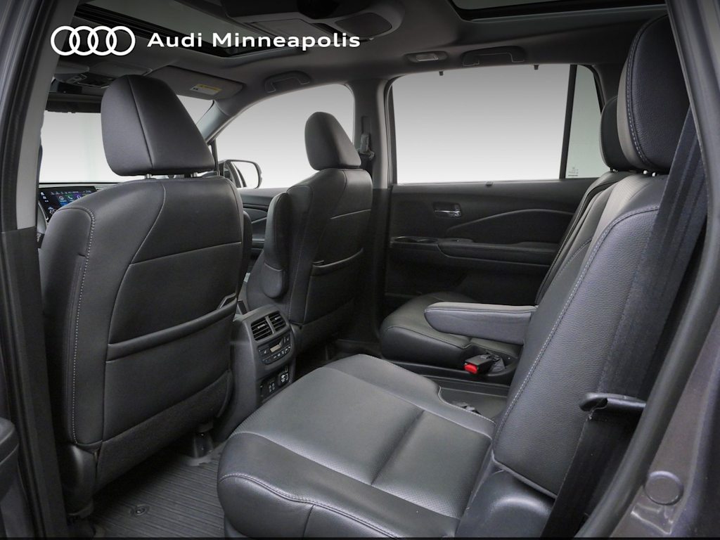 Thumbnail: 2020 Honda Pilot - 8