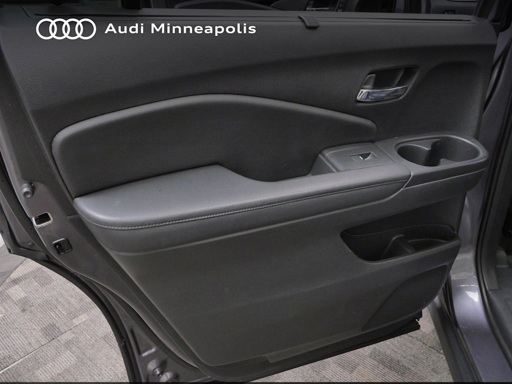 Thumbnail: 2020 Honda Pilot - 17