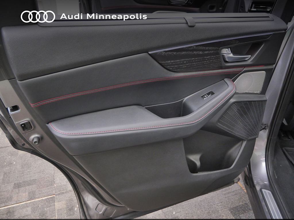 Thumbnail: 2022 Acura MDX - 18