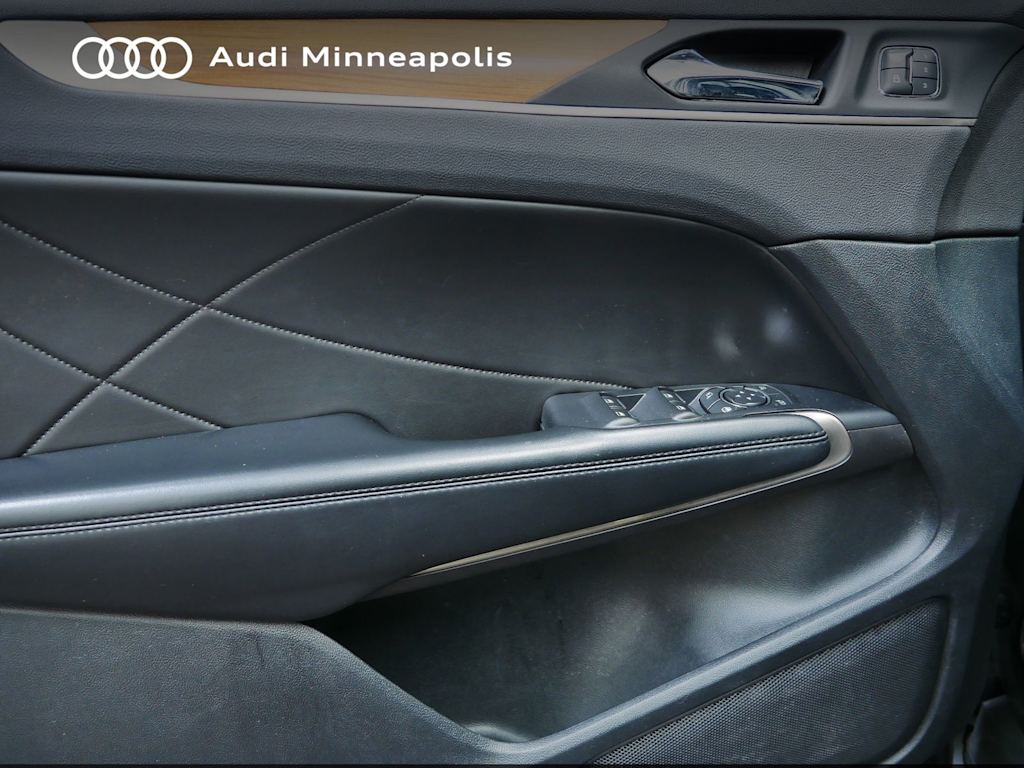 Thumbnail: 2017 Lincoln MKC - 15