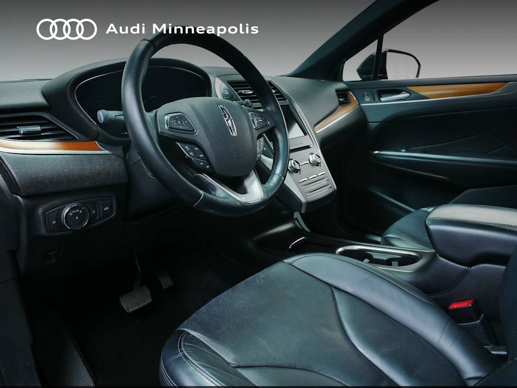 Thumbnail: 2017 Lincoln MKC - 2