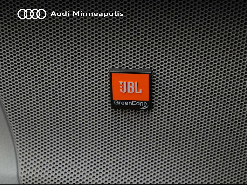 Thumbnail: 2016 Toyota Highlander - 11