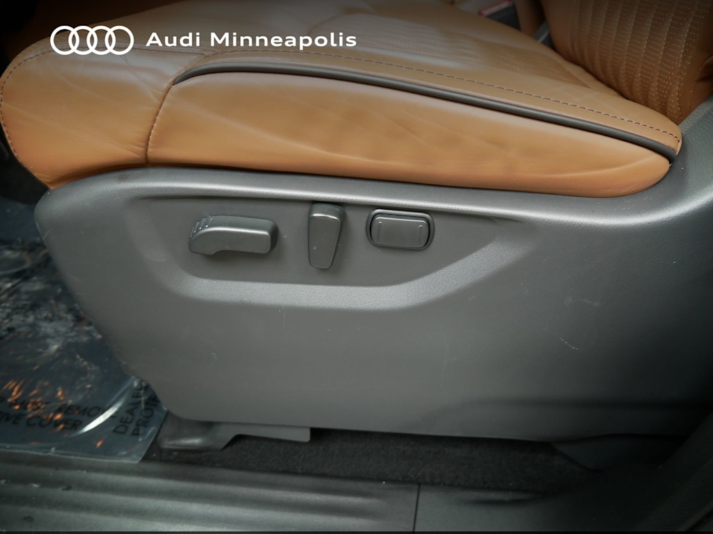 Thumbnail: 2024 INFINITI QX80 - 15
