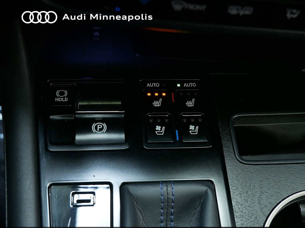 Thumbnail: 2022 Lexus RX - 27