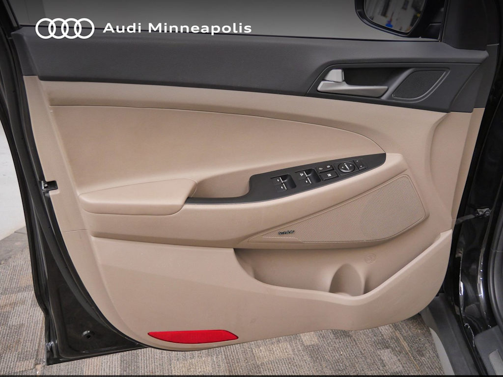 Thumbnail: 2020 Hyundai Tucson - 16