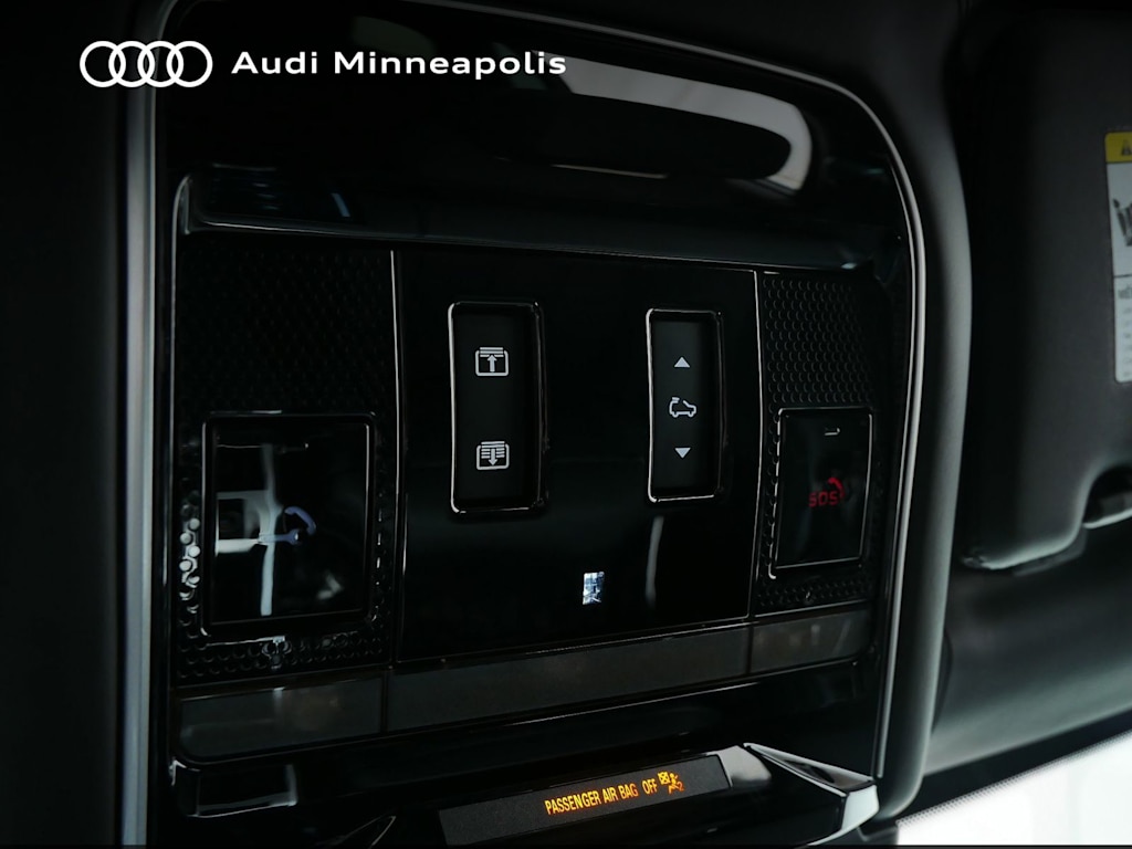 Thumbnail: 2023 Land Rover Range Rover - 26