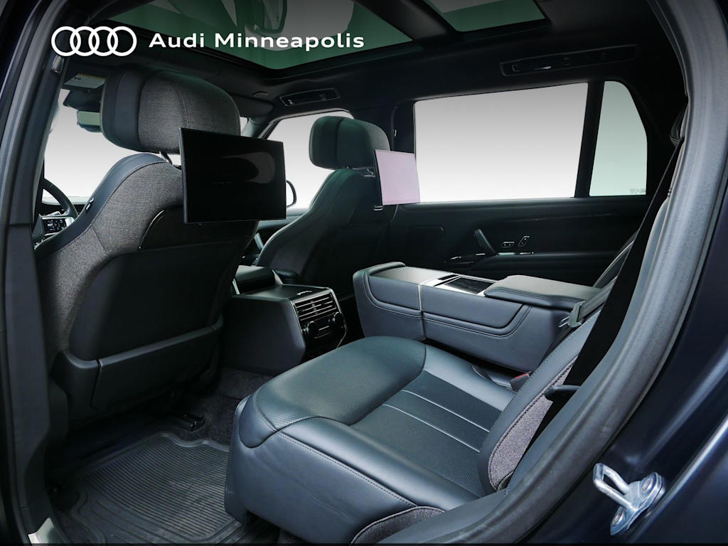 Thumbnail: 2023 Land Rover Range Rover - 8