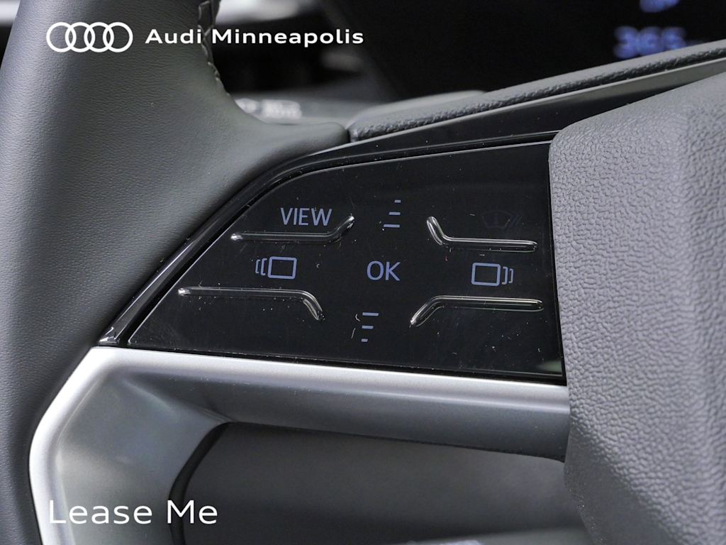 Thumbnail: 2025 Audi Q5 - 21