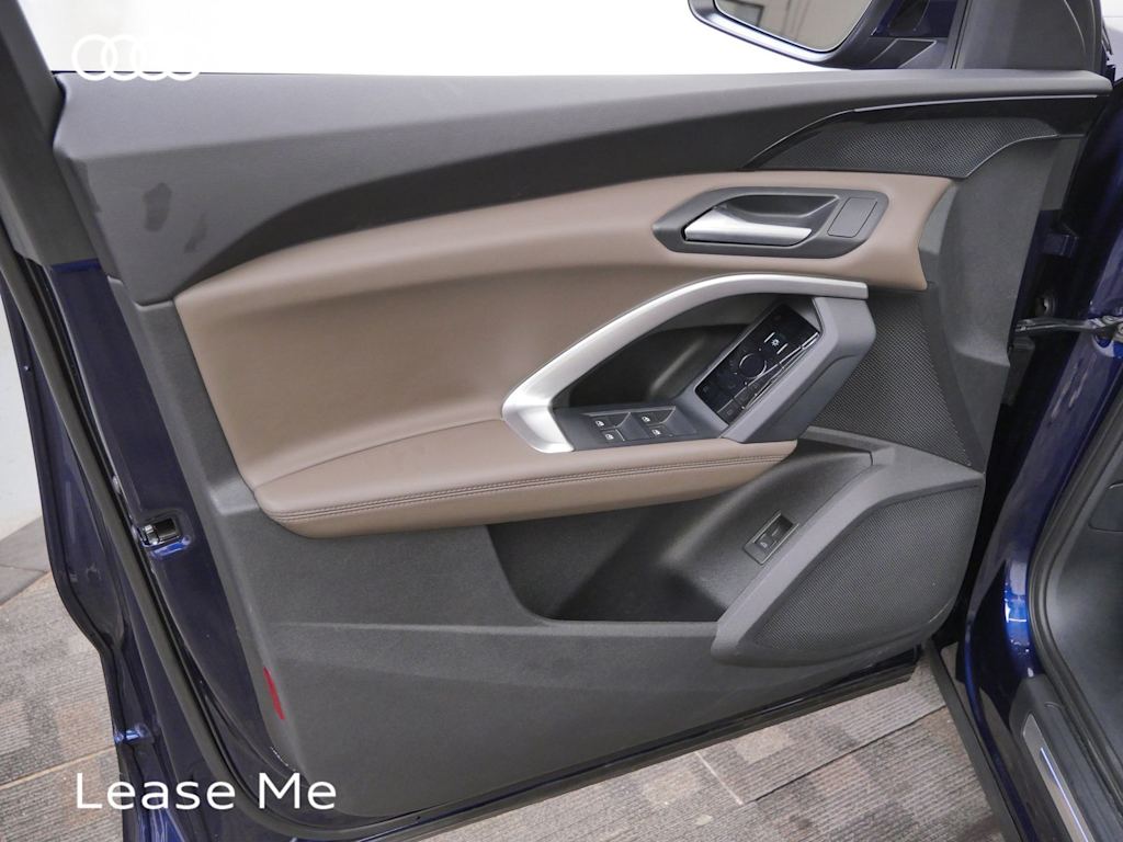 Thumbnail: 2025 Audi Q5 - 16
