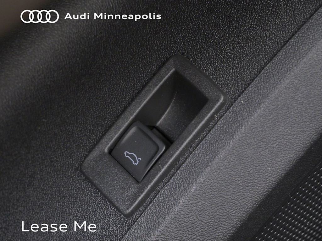 Thumbnail: 2025 Audi Q5 - 7