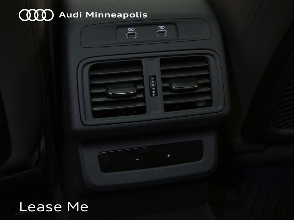 Thumbnail: 2025 Audi Q5 - 19