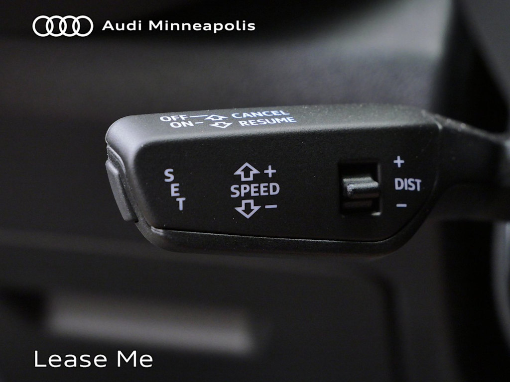 Thumbnail: 2025 Audi Q5 - 25