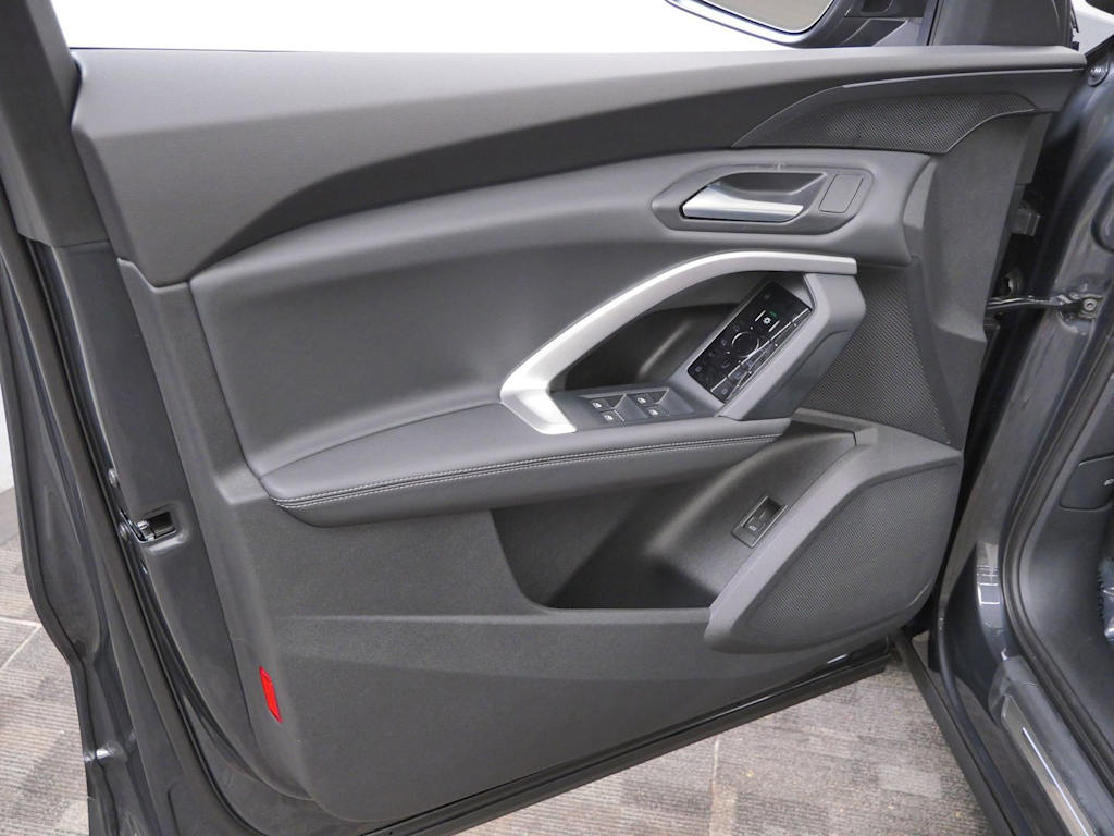 Thumbnail: 2026 Audi Q5 - 12