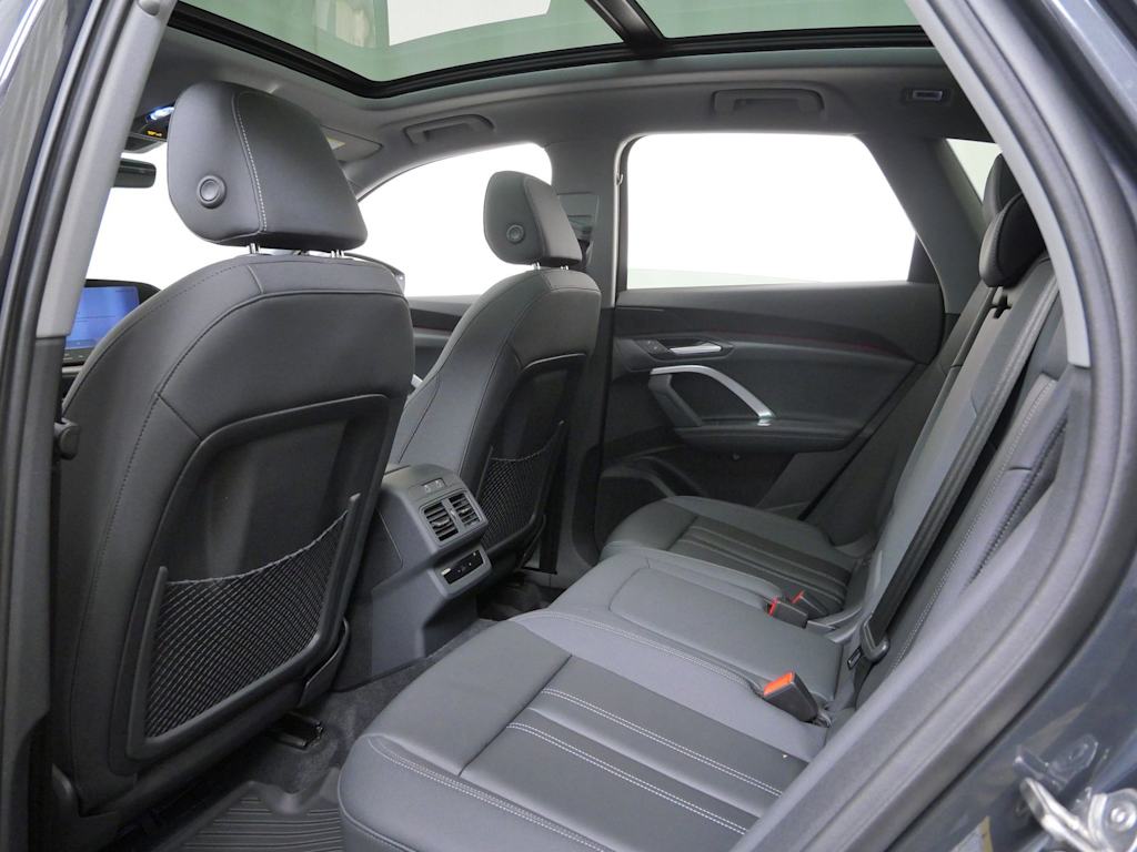 Thumbnail: 2026 Audi Q5 - 8