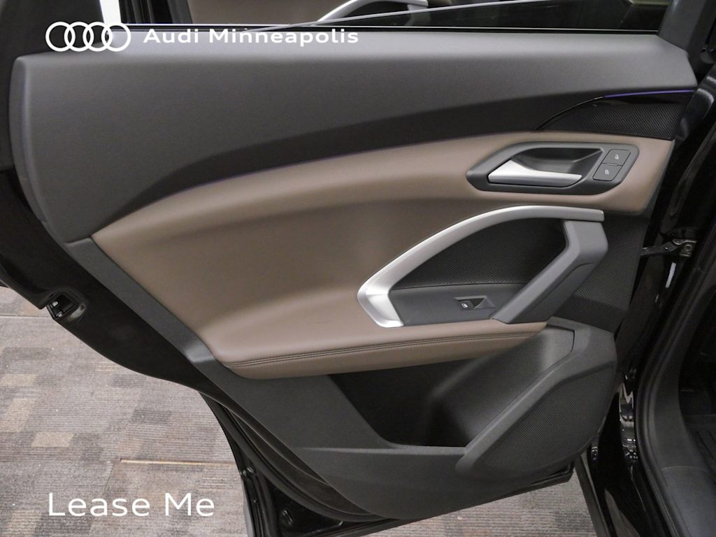 Thumbnail: 2025 Audi Q5 - 18