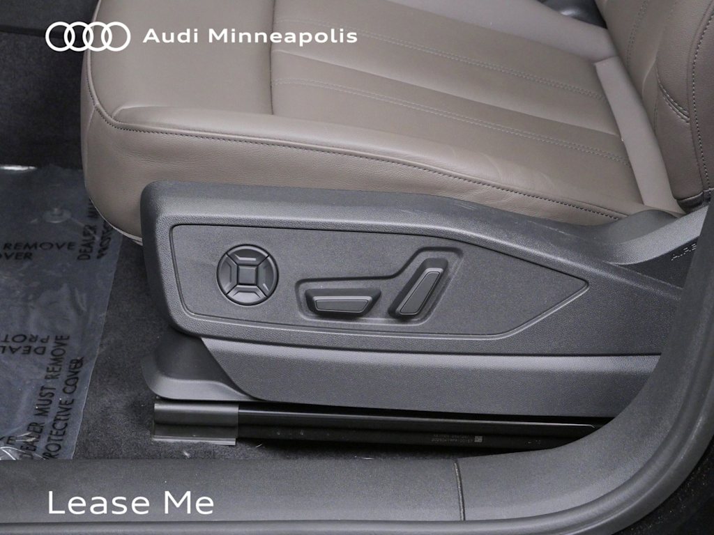 Thumbnail: 2025 Audi Q5 - 17