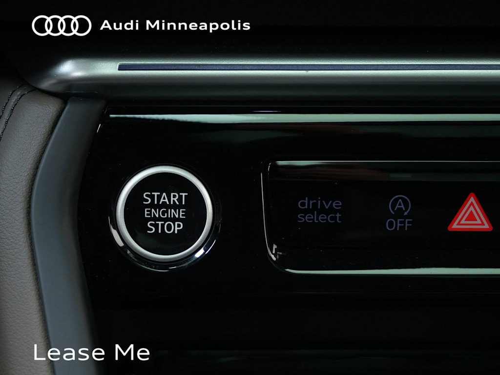 Thumbnail: 2025 Audi Q5 - 21